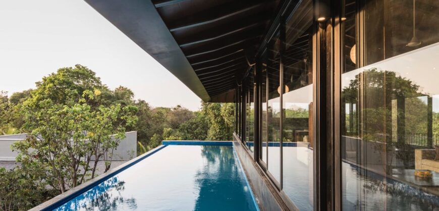 Luxurious Villa In Alibaug
