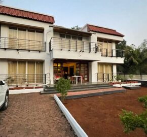 Beautiful Bungalow In Alibaug