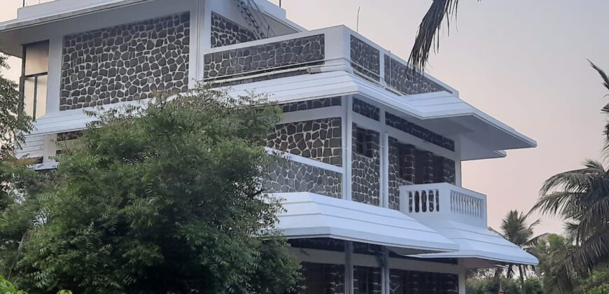 Bungalow In Kihim Alibaug