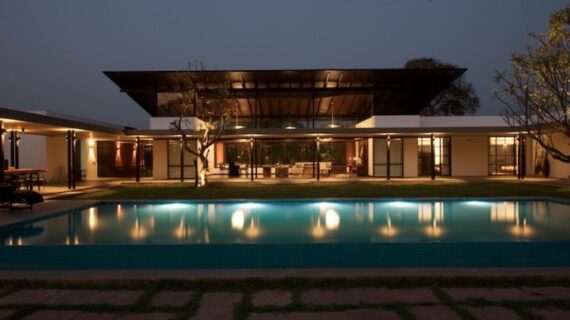 Luxury Villa In Alibaug