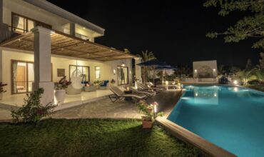 Spectacular villa In Alibaug