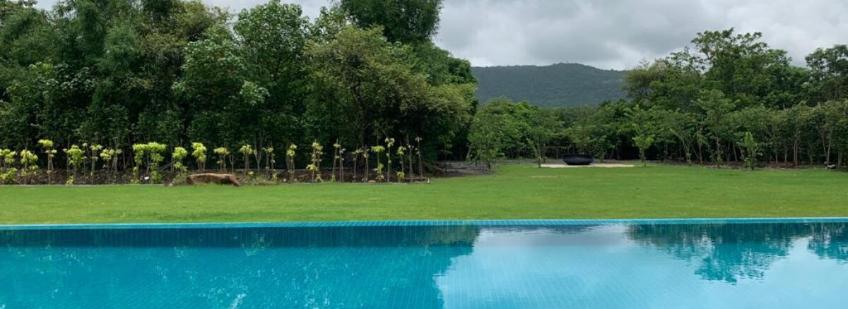 Beautiful Mountain View Villa In Alibaug