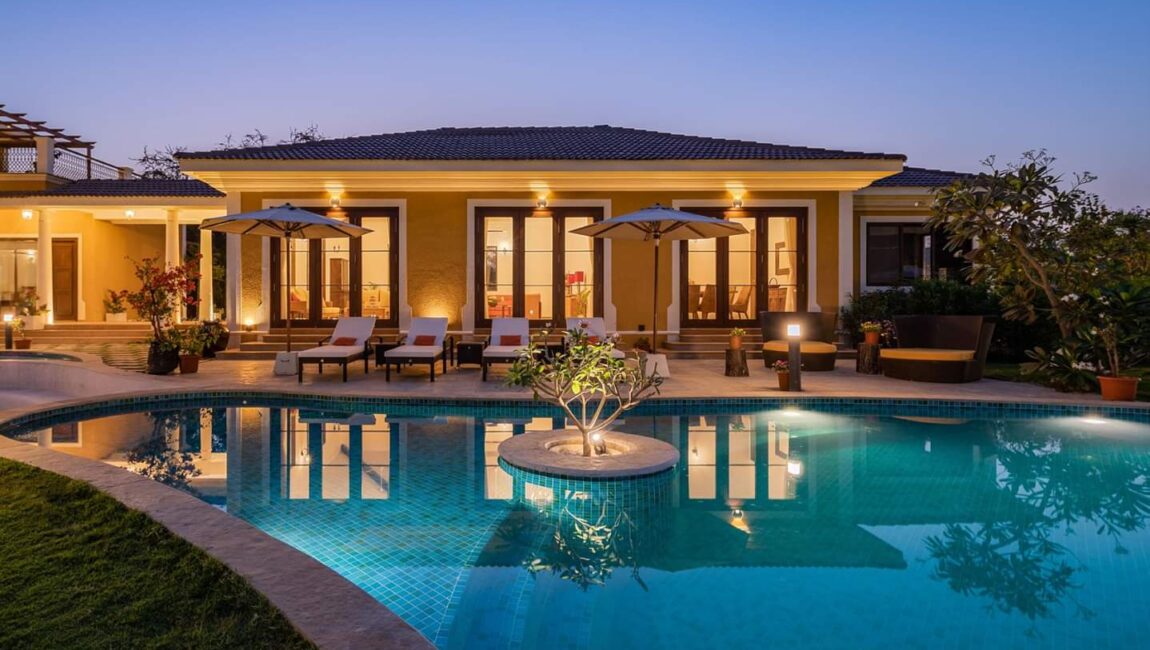 Luxury villa In Alibaug
